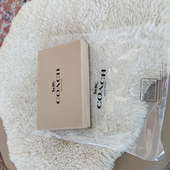 NWT IOB Coach Black Calf Leather 3 In 1 Wallets & Key Holder Set ๐ค๐ - Picture 3 of 15